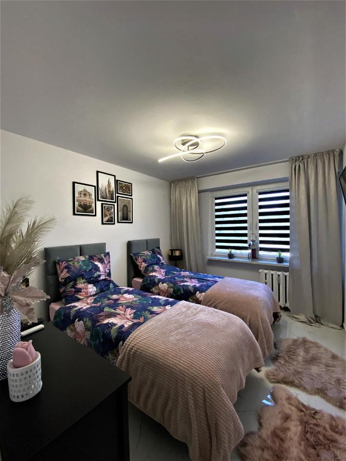Апартаменти Apartament Zielona Nad Sanem Санок Екстер'єр фото